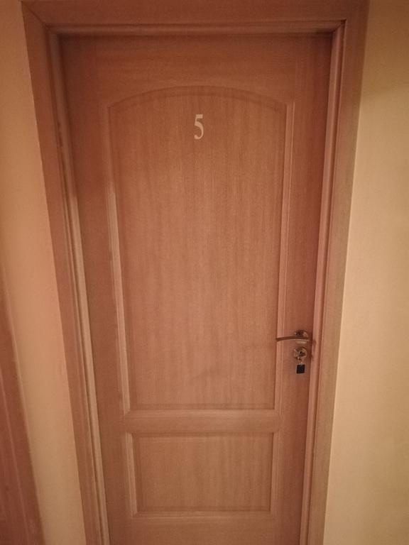 Cinema House Single & Double Rooms & Studio Apartments Πούλα Εξωτερικό φωτογραφία